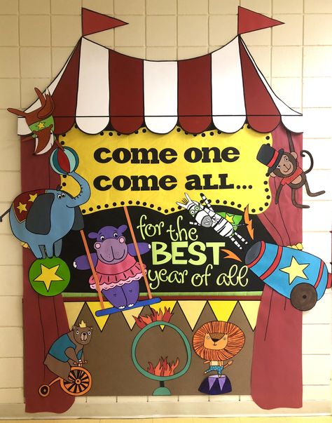 Circus Bulletin Board. Back to school. Circus animals Circus Theme Preschool Decorations, Diy Circus Decorations Classroom, Fair Classroom Theme, Circus Theme Classroom Bulletin Boards, Carnival Bulletin Board Ideas Classroom, Circus Theme Door Decorations Ideas, Carnival Board Decoration, Circus Theme School Decorations, Circus Book Fair Theme