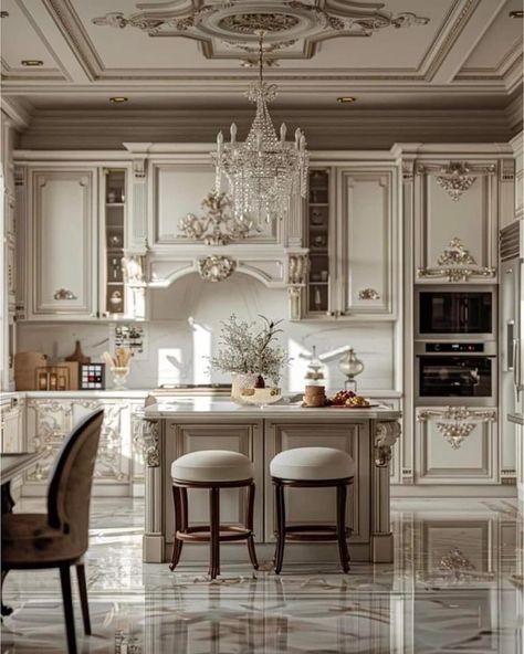 French Classic Interior Design, French Style Kitchen Ideas, French Chateau Kitchen, French Villa Interior, Loft Kitchens, Elegant Color Schemes, Kitchen Ideas Luxury, French Style Kitchen, French Manor