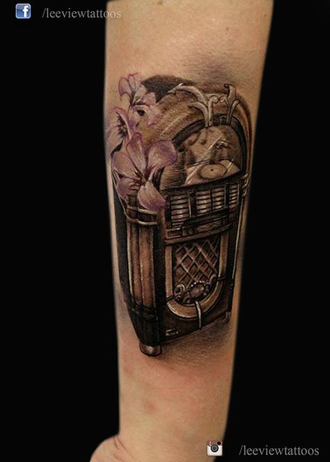 Juke Box Tattoo, Jukebox Tattoo, Grandad Tattoo, Cassette Tattoo, Elvis Tattoo, Rockabilly Tattoos, Box Tattoo, Mum Tattoo, Ink Therapy