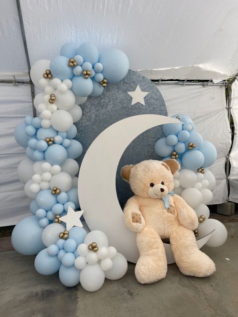 Moon baby shower Moon Baby Shower Theme, Moon Stars Baby Shower, Moon Backdrop, Baby Shower Announcement, Twinkle Twinkle Baby Shower, Moon Baby Shower, 1st Birthday Decorations, Baby Shower Decorations For Boys, Birthday Balloon Decorations