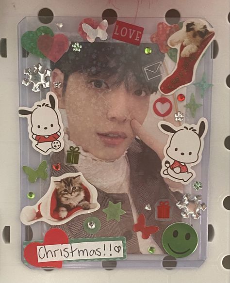 Kpop, Christmas, cute, aesthetic, green, sliver, red, Sanrio Christmas Kpop Aesthetic, Kpop Christmas Aesthetic, Top Loader Deco Kpop, Txt Christmas, Top Loader Deco, Kpop Toploader, Tomorrow X Together Soobin, Photocard Ideas, Kpop Christmas