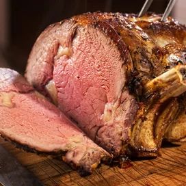 How to Reheat Prime Rib Reheating Prime Rib, Grilled Prime Rib, Leftover Prime Rib, Smoked Prime Rib, Robert Irvine, Cooking Prime Rib, Standing Rib Roast, Leftover Beef, Prime Rib Recipe