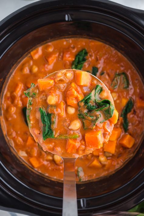 Slow Cooker Peanut, Sweet Potato, & Chickpea Stew White Bean Chili Vegetarian, Crockpot Meat, African Peanut Stew, Potato Chickpea, Vegetarian Stew, Slow Cooker Sweet Potatoes, Meat Meals, Peanut Stew, Slow Cooker Pumpkin