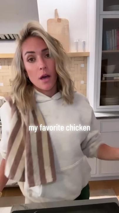 Kristin Cavallari on TikTok Creamy Green Sauce, Peruvian Chicken Recipe, Green Sauce Recipe, Peruvian Chicken, Group Dinner, Green Sauce, Favorite Chicken, Kristin Cavallari, The Sauce