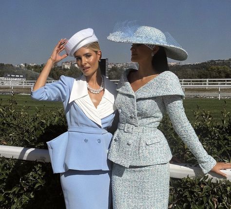 High Tea Dress, Ascot Outfits, Race Outfit, Derby Outfits, Chic Dress Classy, Races Outfit, 90s Fashion Outfits, Woman Suit Fashion, Off Shoulder Fashion