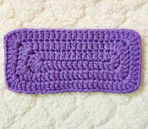 How To Make A Double Crochet Rectangle Base In Rounds Easy Crochet Slippers From A Rectangle, How To Crochet Rectangle, Crochet Rectangle In The Round, Crochet Rectangle Blanket In The Round, How To Crochet A Rectangle, Crochet Rug Patterns Free Rectangle, Crochet Rectangle Rug, Crochet Rectangle Pattern, Rectangle Crochet Pattern