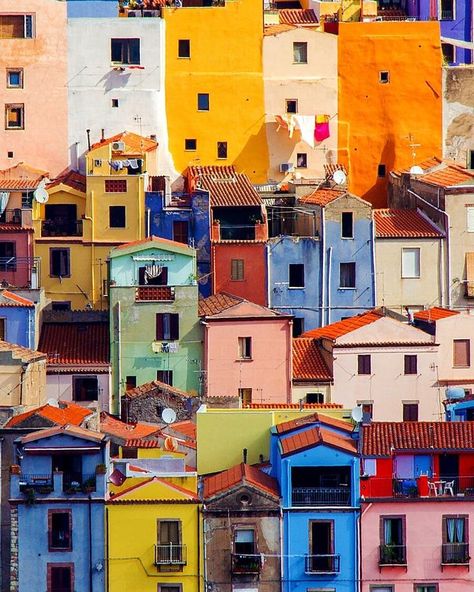 숲 사진, Colorful Buildings, Colorful Places, Sardinia Italy, Colourful Buildings, Nightlife Travel, Beautiful Villages, Urban Sketching, World Of Color