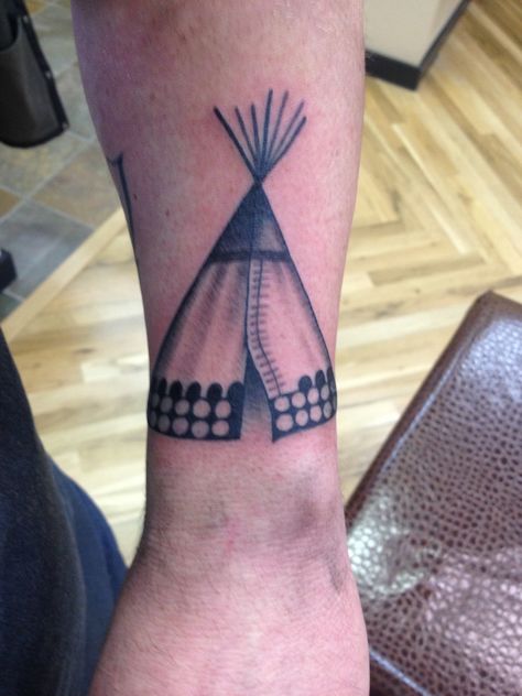 Tee pee tattoo Teepee Tattoo Native Americans, Tipi Tattoo, Native American Ankle Tattoos, Teepee Tattoo Design, Tee Pee Tattoo Native American, Native Drawings, Deathly Hallows Tattoo, Color Tattoo, Triangle Tattoo