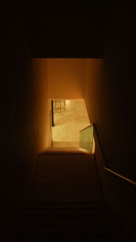 Liminal space stairs. Get that nostalgic feeling with this liminal space. Liminal Space Stairs, Liminal Basement, Liminal Stairs, Liminal Space Photography, Liminal Space Aesthetic Creepy, Liminal House, Horror Inspiration, Weird Places, Design Toolkit