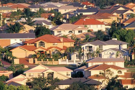 Australia’s top suburbs for families and singles revealed Australia Suburbs, Reno Tips, Urban Places, Australian Capital Territory, Setting Ideas, Art Diary, Real Estate Leads, Western Europe, Property Marketing