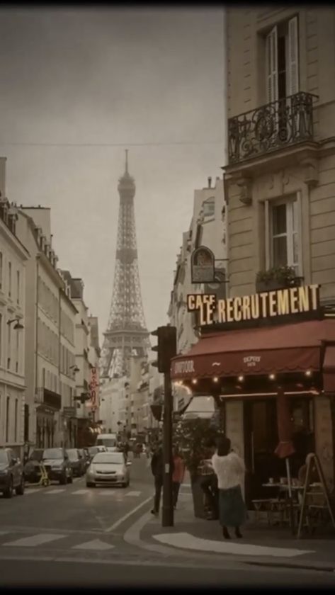 1940s France Aesthetic, Paris 70s Aesthetic, Paris In The 80s, Paris 1960s Aesthetic, 50s Paris Aesthetic, French 90s Aesthetic, Paris In The 70s, 1920s France Aesthetic, Vintage 50s Aesthetic Wallpaper