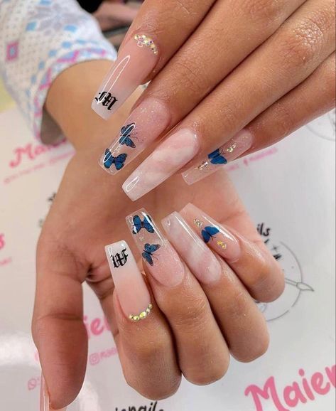 Nail Inspo Initial, Nail Inspo With Initial, Boyfriend Initials, Makeup Hacks Beauty Secrets, Red Acrylic Nails, Ombre Acrylic Nails, White Acrylic Nails, Cute Acrylic Nail Designs, Nail Candy