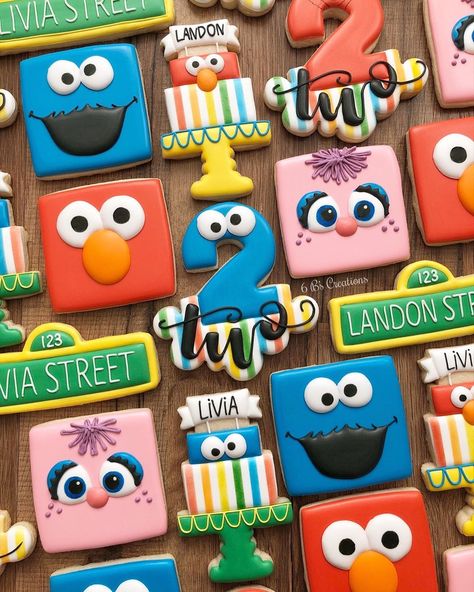 Sesame Street Birthday Party Ideas Boy, 1st Birthday Cookies, Elmo Birthday Party Boy, Sesame Street Birthday Cakes, Elmo First Birthday, 2nd Birthday Party For Girl, Cookie Monster Birthday, Sesame Street Cookies, Elmo Birthday Party