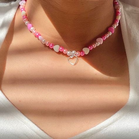 Lovecore Accessories, Kawaii Beaded Jewelry, Pearl Beaded Jewelry, Cute Beaded Necklaces, Bracelet Small Business, Small Beaded Bracelets, Aesthetic Beaded Jewelry, Small Beaded Necklace, Collares Aesthetic