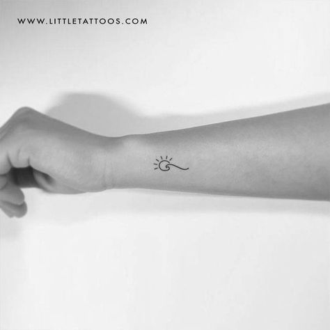 Sunshine And Wave Tattoo, Sea Shore Tattoo, Wave Tattoo Simple Wrist, Sun And Ocean Tattoo, Sun And Wave Tattoo, Wave And Sun Tattoo, Trailer Business, Wave Tattoos, Small Wave Tattoo