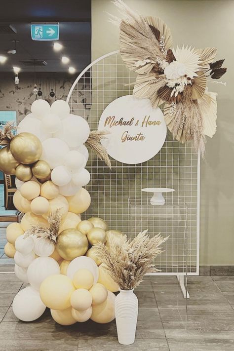 Mesh Arch Backdrop, White Mesh Backdrop With Balloons, Mesh Backdrop With Flowers, Grid Wall Backdrop, Grid Backdrop Wedding, Gold Arch Backdrop, Mesh Backdrop, Metal Backdrop, Backdrops Wedding