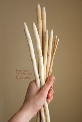 Knitting Needles Sherwin Williams, Wooden Knitting Needles, Knitting Needle Storage, Knitting Needles Sizes, Knitted Wit, Circular Knitting Needles, Circular Knitting, Diy Knitting, Whittling