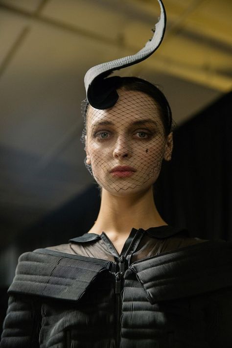 Thom Browne Fall 2015 Mesh Headpiece, Editorial Headpiece, Avant Garde Hats Headpieces, Thom Browne Met Gala, Thom Browne Couture, Net Veil, Fashion Article, My Fair Lady, Fashion Articles