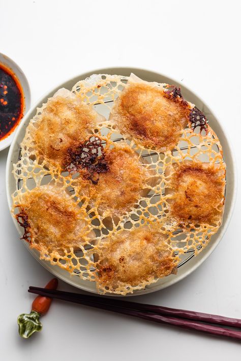 Crispy Rice Paper Dumplings, Crispy Rice Paper, Rice Paper Dumplings, Rice Dumplings, Dumpling Filling, Baked Rice, Crispy Cheese, Crispy Rice, Dumpling Recipe