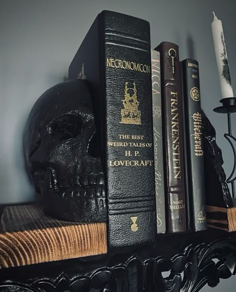 Goth Library, Vamp Goth, Dark Academia Home, Gothic Library, Gothic Academia, Goth House, Goth Houses, Gothic Books, Dark Witch