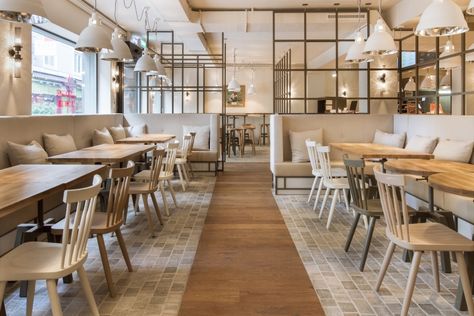 B. Good Restaurant by Deyer-Smith Frey, Zurich – Switzerland » Retail Design Blog Oak Restaurant, Interior Branding, Burger Restaurant, 카페 인테리어 디자인, Zurich Switzerland, Retail Design Blog, Restaurant Interior Design, Restaurant Interior, Cafe Interior