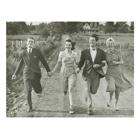 'Holding Hands' Photographic Print on Canvas East Urban Home Size: 160cm L x 120cm W Couples Holding Hands, Summer Family Pictures, Two Couples, Couple Holding Hands, Carmen Miranda, Family Picture Outfits, Picture Outfits, Vintage Photographs, Mode Vintage