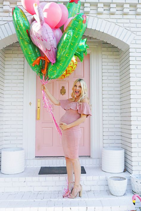 Palm Springs themed baby shower Palm Springs Party Theme, Palm Springs Party, Baby Shower Photography, Shower Outfits, Spring Baby Shower, A Beautiful Mess, Baby Shower Photos, Fiesta Baby Shower, Baby Shower Winter