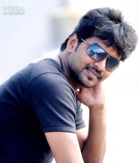 Vega Entertainment Wishes a Very Happy Birthday To Actor #Jai  #JaiSampath #Actor #Birthday #6April #Vega #Entertainment #VegaEntertainment Actor Jai, Vegas Birthday, Vijay Actor, Adorable Wallpapers, Photo Frame Gallery, Very Happy Birthday, Famous Celebrities, Very Happy, Hd Wallpapers