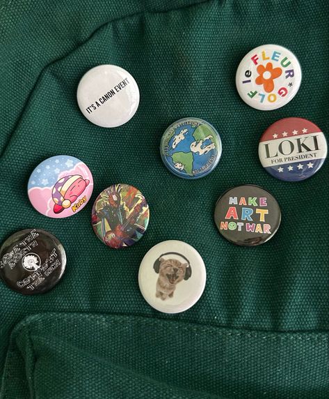 Pin For Backpack, Cute Backpack Pins, Pin Badges Aesthetic, Pin Painting, Backpack With Pins, Bestie Things, Inktober 2024, My Backpack, Mushroom Crafts