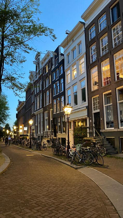 Netherlands Aesthetic Wallpaper, Amsterdam Aesthetic Wallpaper, Countries Aesthetic, Amsterdam Wallpaper, All The Bright Places, Amsterdam Travel, Pretty Landscapes, Dream City, City Aesthetic