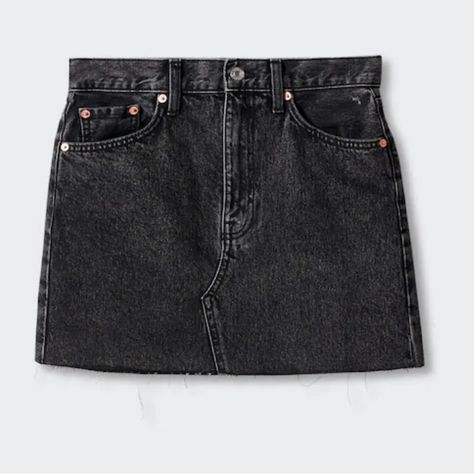 Nwt Mango Black Denim Mini Skirt Size Medium Gracie Outfit, Black Jean Mini Skirt, Gameday Fits, Mango Skirts, Billie Eilish Outfits, Cafe Vintage, Black Denim Mini Skirt, Dr Wardrobe, Black Jean Skirt