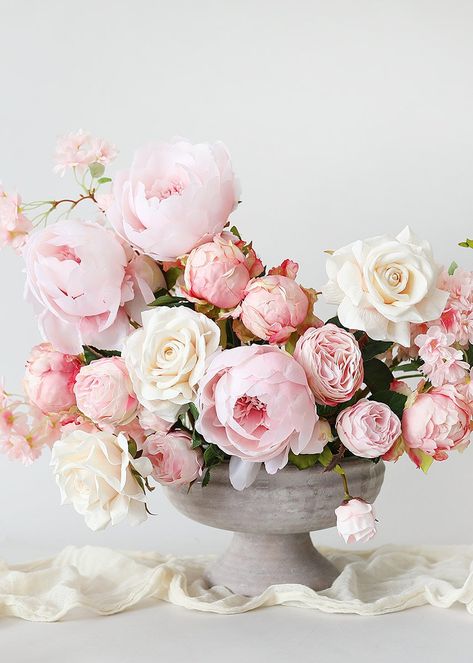 Pastel Pink Peony | Silk Wedding Flowers at Afloral.com Rosa Shocking, Spring Flower Bouquet, Silk Peonies, Artificial Peonies, Faux Flower Arrangements, Artificial Flowers Wedding, Peony Wedding, Silk Flowers Wedding, Real Touch Flowers