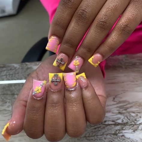 Duck Nail Inspo ✨💓 . . . #nails #acrylics #acrylicnails #atlnails #atlantanails #lithonianails #stonemountainnails #clarkstonnails #nailsofinstagram #nailinspo #nailporn #nailaddict #nailjunkie #nailinspiration #nailideas #trendynails #viralnails #explore #explorepage #acrylics #viral #forestparknails #forestparknailtech #blacknailtech #drunkennails #ducknails #ducknailinspo #duckies Long Duck Nails, Duck Nail Designs, Duck Nail, Braid Videos, Duck Nails, Hair Braid Videos, Hair Braid, Nail Tech, Trendy Nails