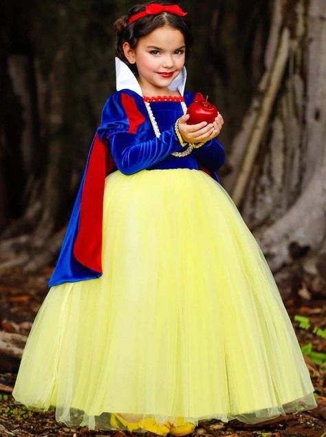 Snow White Costume Kids, Snow White Toddler, Yellow Tulle Skirt, Snow White Halloween Costume, Snow White Queen, White Halloween Costumes, Snow White Birthday Party, Snow White Costume, Halloween Princess