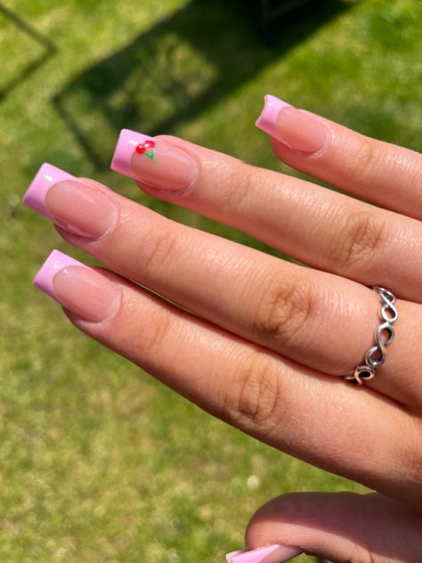 French Tip And Cherry Nails, French And Design Nails, Pink French Tip Cherry Nails, Short Nail Designs Summer Square, Nails For Ibiza, Pink Nail Designs Gel, Summer Acyrilics Nails, Nail Ideas For Summer 2024, Holiday Nail Inspo Summer Short