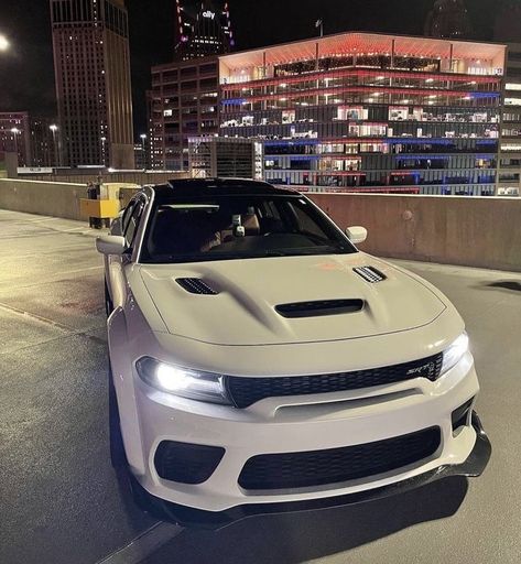 Aesthetic Bmw, Cars Camaro, Black Bmw, Dodge Charger Hellcat, Charger Srt Hellcat, Dodge Charger Srt, Charger Srt, Car Bmw, Dodge Muscle Cars