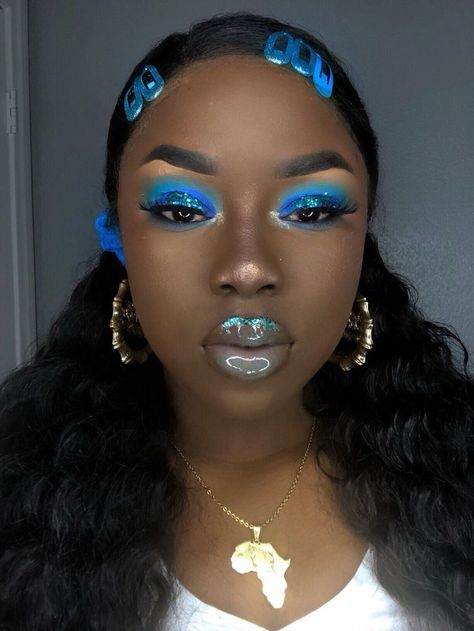 Makeup Baddie, Green Smokey Eye, Makeup Tip, Simple Eye Makeup, Trendy Makeup, Perfect Eyes, Makeup For Black Women, Blue Makeup, Creative Makeup