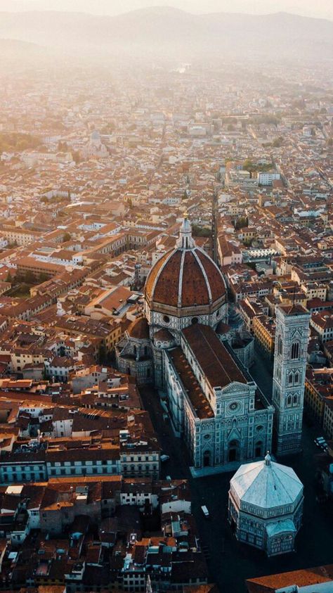 Florence Italy Travel, Firenze Italy, Italy Aesthetic, Travel Photo, Italian Summer, Northern Italy, Street Photo, Florence Italy, City Life