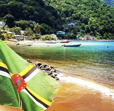 Dominica Island Caribbean, Dominica Aesthetic, Carribean Vibes, Caribbean Aesthetic, Vintage Caribbean, Island Gyal, Puerto Rican Pride, Vacay Vibes, Caribbean Culture