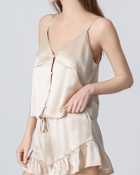 Type: Women Short Camisole Silk Pajama Set. Material: 19 Momme Luxury Mulberry Silk. Features: Satin, wear-resistant and stylish. Details: Classic Solid Color, Designed Open V-neck&Front Open, Regular Fit. Indulge in luxurious comfort with our V-neck Short Camisole Silk Pajama Set. Crafted from the finest silk, this set embodies elegance and sophistication for your bedtime routine. The V-neck camisole offers a flattering silhouette, while the delicate straps provide a touch of allure. Paired wit Elegant Sleepwear, Pijama Set, Silk Pjs, Angel Boy, Luxury Sleepwear, Silk Pajamas Women, Pajamas For Women, Silk Pajama, Silk Pajama Set