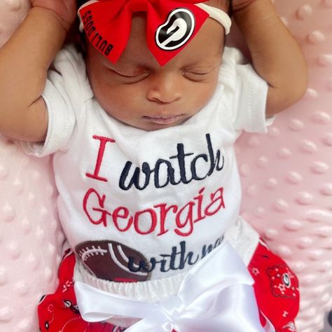 Georgia Baby Bodysuit I Watch With Georgia My Daddy Football Home Outfit - Etsy Uga Baby, Ga Bulldogs, Personalized Onesie, Baby Protection, I Watch, Home Outfit, Baby Skin, Football Season, Gender Neutral Baby