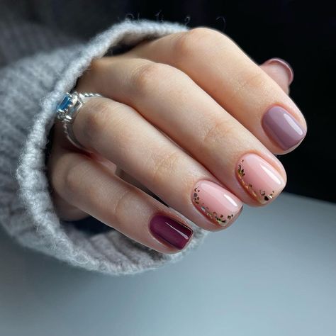 50 Best Nail Designs to Inspire You Cute Short Nail Designs, Autumn Nail Designs, Best Nail Designs, Plum Nails, Mauve Nails, Autumn Nail, Short Nail, Fall Nail Art, Short Nail Designs