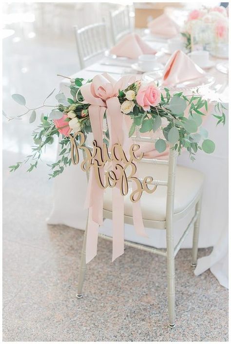 Garden Bridal Shower Themes, Bridal Shower Chair, Bridal Shower Signage, Bridal Chair, Wedding Shower Signs, Garden Party Bridal Shower, Disney Bridal Showers, Garden Bridal Showers, Bridal Tea Party