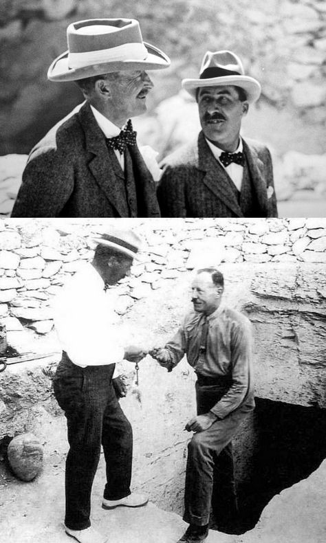 Howard Carter and Lord Carnarvon at Tutenkhamun's tomb Howard Carter Tutankhamun, 1920s Egypt, Lord Carnarvon, Thesis Presentation, Vintage Explorer, Howard Carter, King Tut Tomb, The Boy King, Ancient Egypt History