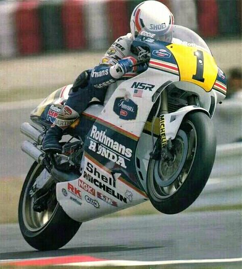 Eddie Lawson - 1989 Eddie Lawson, Motogp Race, Kawasaki Bikes, Fast Bikes, Bike Racing, Motorcycle Types, Bike Brands, Motorcycle Riders, Racing Motorcycles