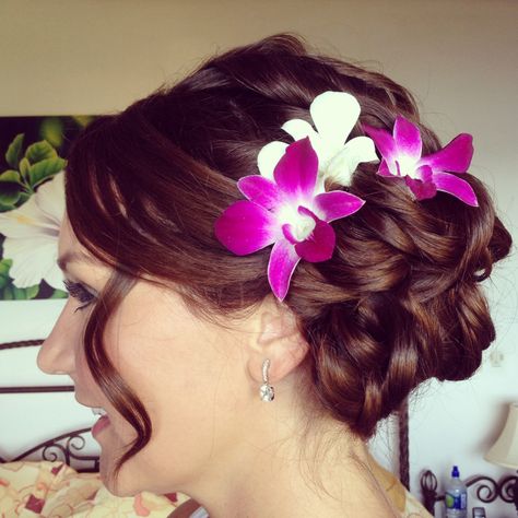 Hair and makeup by Monica, beachy updo, tropical wedding, costa rica Beachy Updo, Wedding Costa Rica, Flowers Everywhere, Costa Rica Wedding, Flowers In Her Hair, Hair Flowers, Wedding Florals, Tropical Wedding, Hair And Makeup