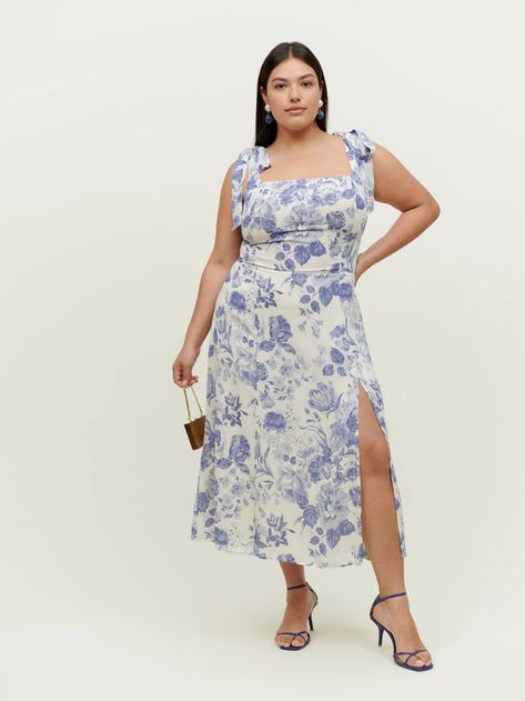 Plus Size Clothing - Dresses & More | Reformation Engagement Party Outfit Guest, Twilight Dress, Simple Spring Outfits, Spring Wedding Guest Dress, Skirt Trends, Reformation Dress, Silky Dress, Grad Dresses, Blue And White Floral