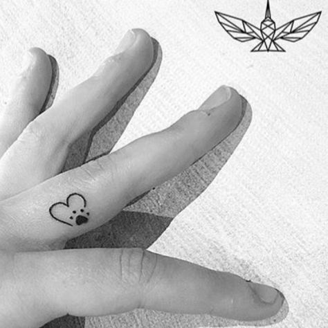 Family First Tattoo, Small Dog Tattoos, Tattoos For Dog Lovers, Dog Memorial Tattoos, Pawprint Tattoo, Inspiration Tattoos, Tattoos Art, Memorial Tattoos, Dainty Tattoos