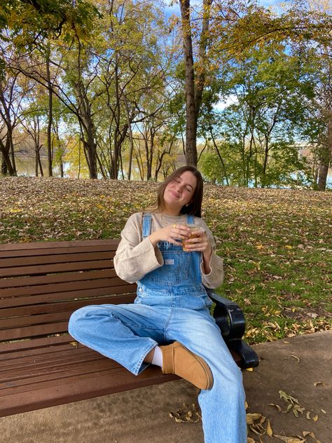 Corduroy Dungarees Outfit, Granola Church Outfit, Fall Overalls Outfit, Fall Overall Outfits, Cute Overall Outfits, Fall Overalls, Alaska Outfits, Barista Outfits, Goblin Mode