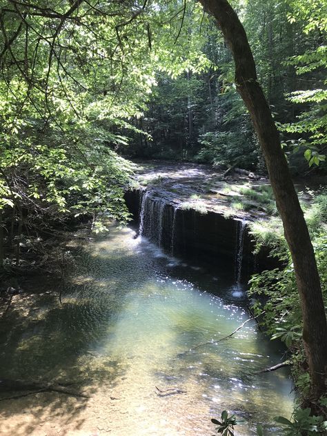 Kentucky Hiking, Mccreary County, Summer Places, Kentucky Attractions, Most Beautiful Scenery, Yard Wall, Usa Places, Cumberland Falls, Kentucky Travel